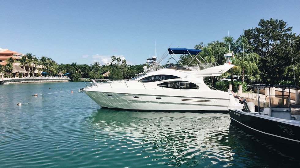 yacht rentals - AZIMUT 42 vista lateral