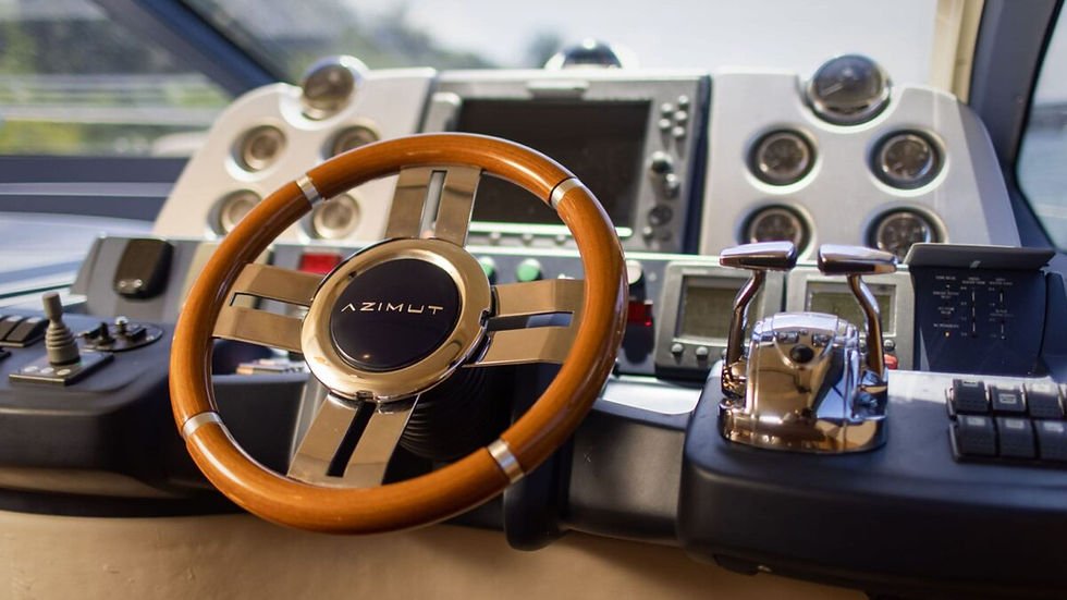 Riviera Maya yacht rentals - AZIMUT 43 driving