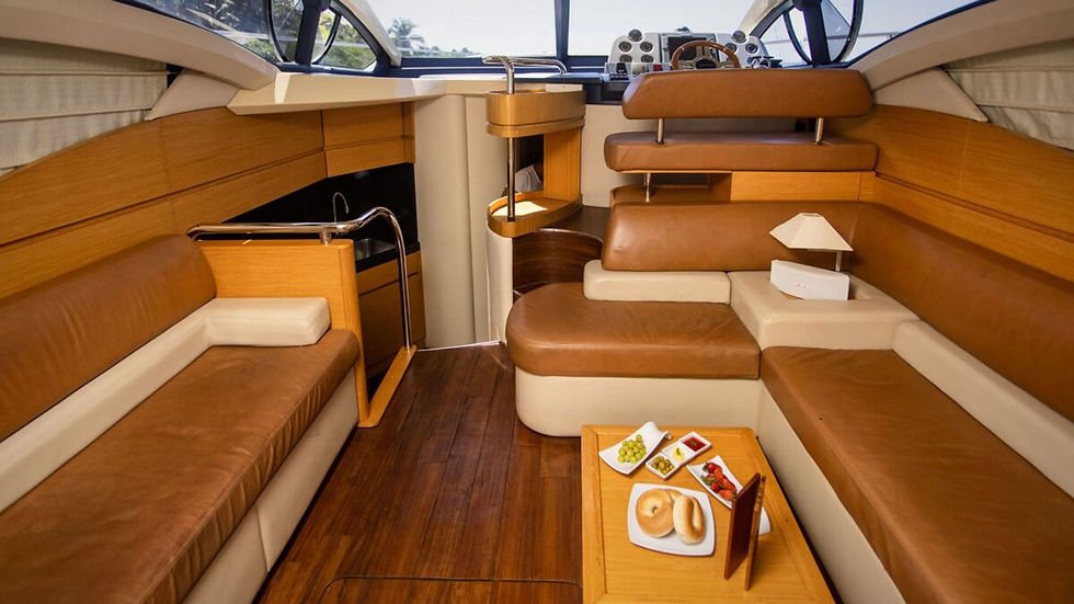 Riviera Maya yacht rentals - AZIMUT 43 interior 2