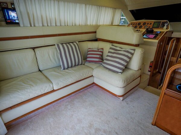 azimut 47 (9)