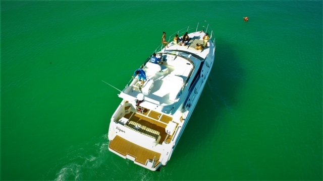 Riviera Maya yacht rentals - azimut 47