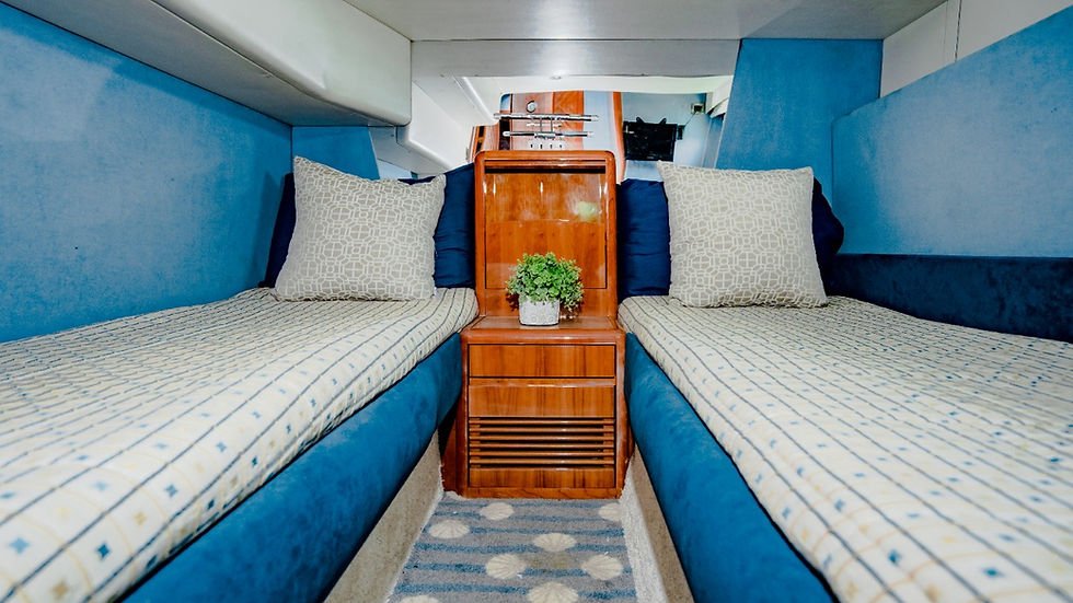 Riviera Maya yacht rentals - AZIMUT 50 bedroom