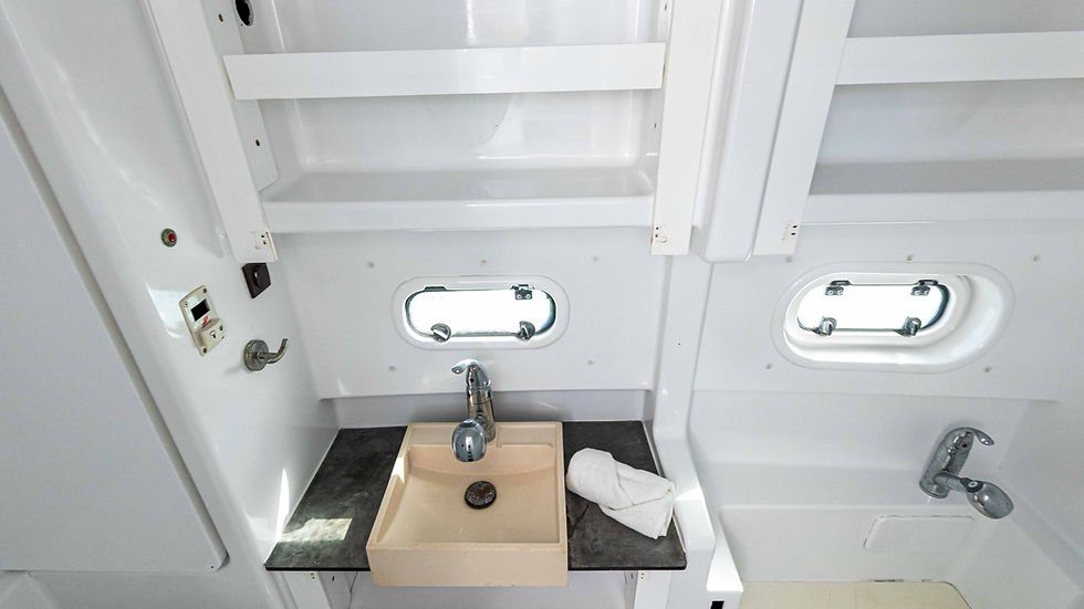yacht rentals - BALI 40 bathroom