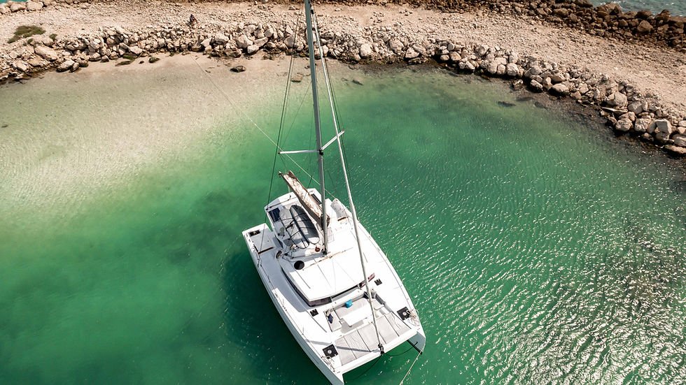 yacht rentals - BALI 40 vista superior