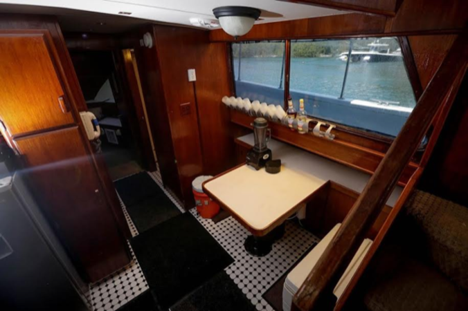 BRUCE ROBERTS 72 yacht rentals Riviera Maya 72 foot