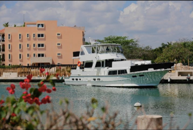 BRUCE ROBERTS 72 Riviera Maya yacht rentals and boats