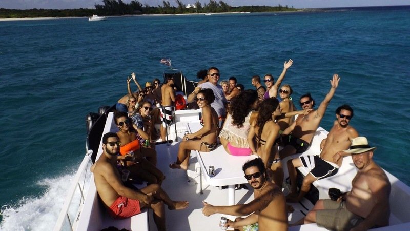 BRUCE ROBERTS 72 yacht for groups in Puerto Aventuras and Riviera Maya