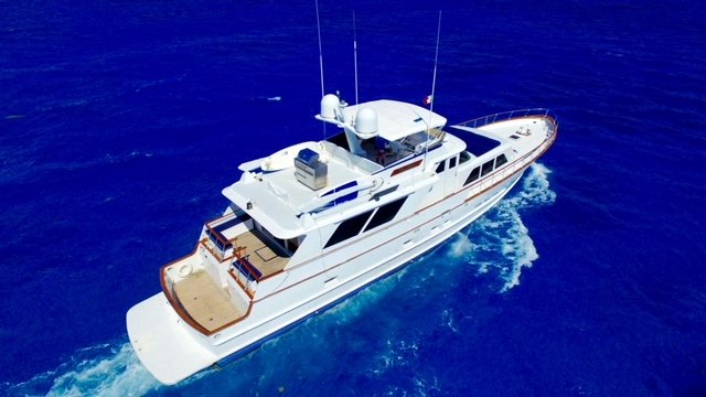 BURGER 80 Riviera Maya yacht charters 80 foot