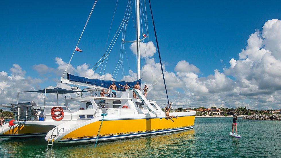 CARIBE 65' catamaran in Riviera Maya with slider big groups