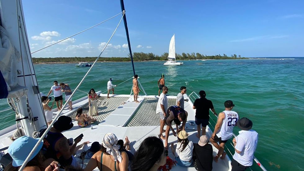 Riviera Maya yacht rentals - CARIBE 65 exterior