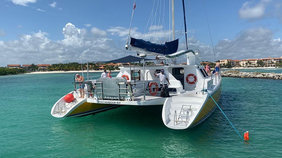 catamaran yacht rentals Riviera Maya- CARIBE 65