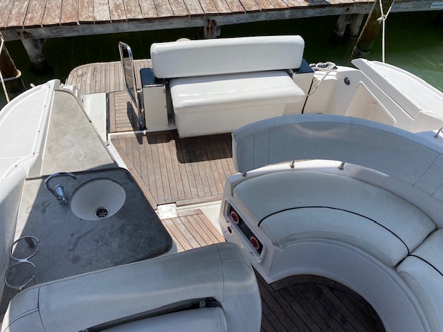 Stern seating on the Regal 35