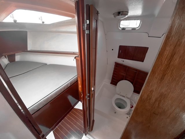 SAILBOAT 33 Fade away - int-05 Riviera Maya yacht rentals