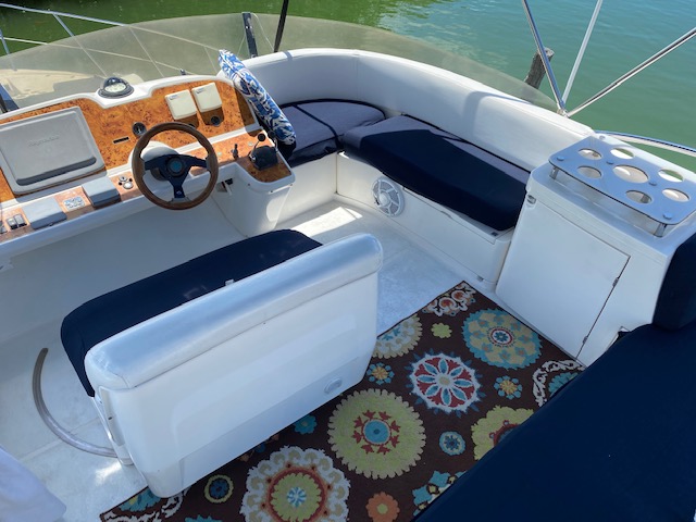 Fly deck of the Sealine 45