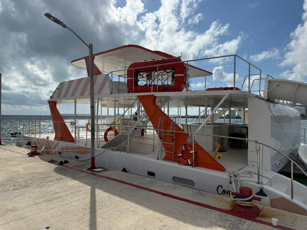 Slide party boat at Isla Mujeres