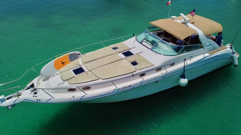 Riviera Maya yacht rentals Sundancer 48