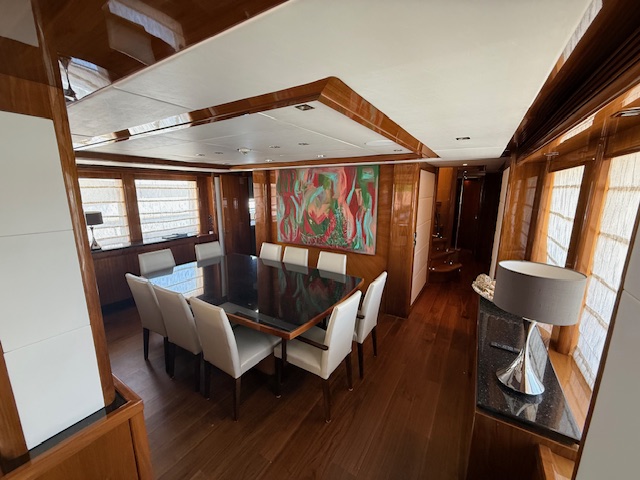 Indoor dining room of the Sunseeker 120